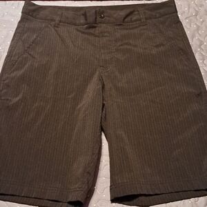 Fila golf shorts size 32